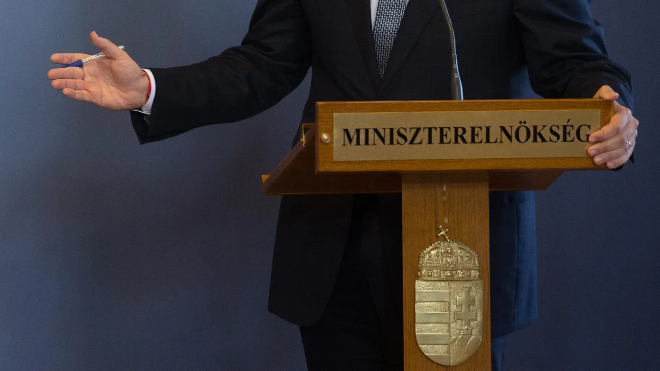 Az utolsó pillanatban drágult a minisztériumi tanácsadás