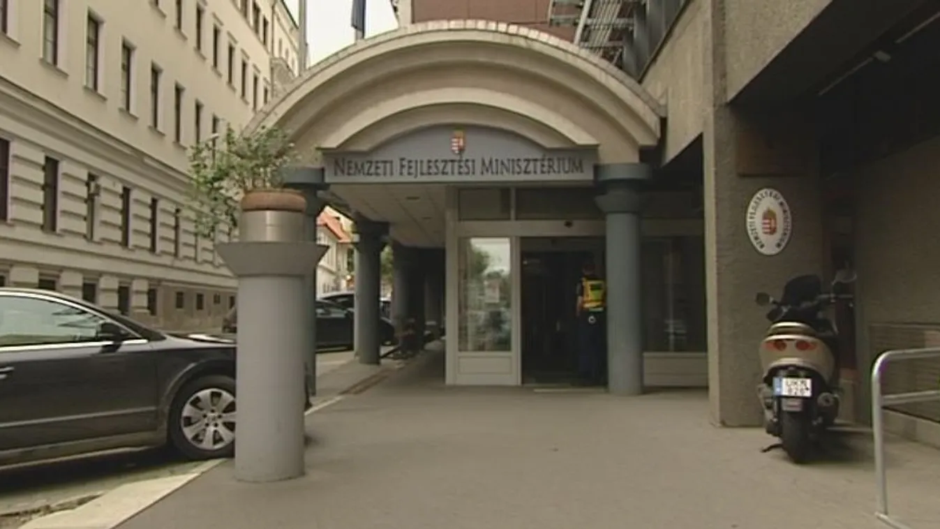 Milliós büntetést kapott a kormányzati beszerzések intézője