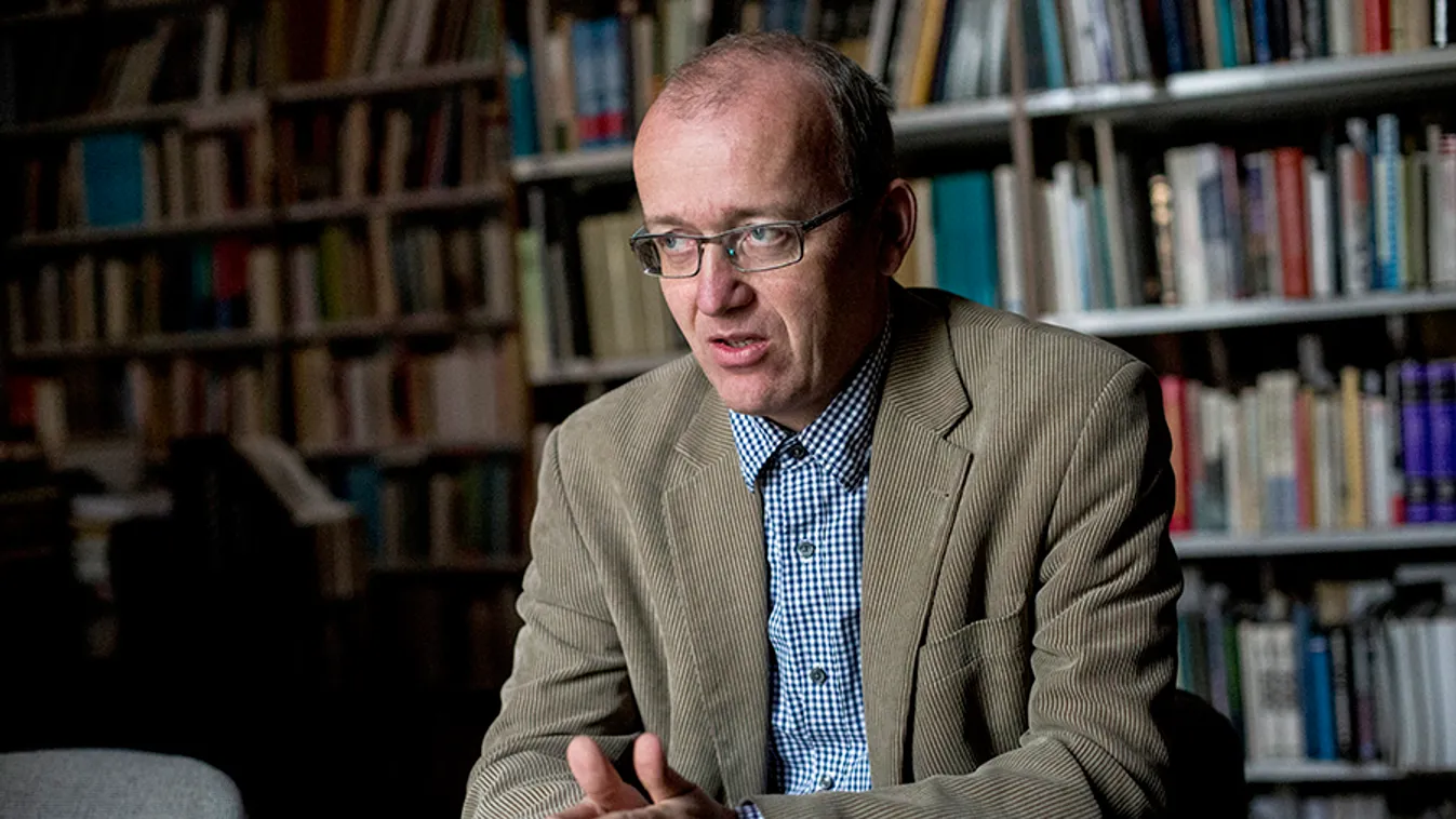 Ungváry: Zsaroláshoz használták a III/III-as iratokat