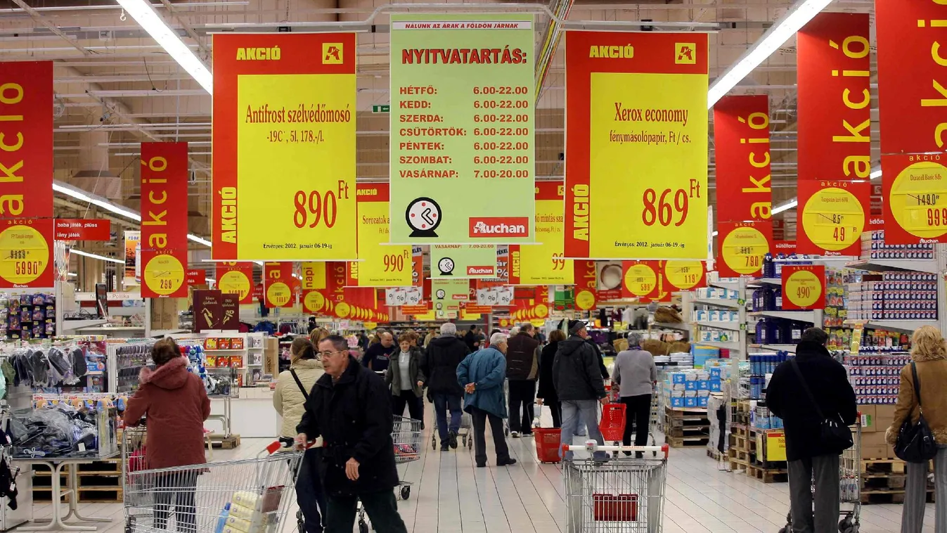 Délután kettőig van ideje boltba menni