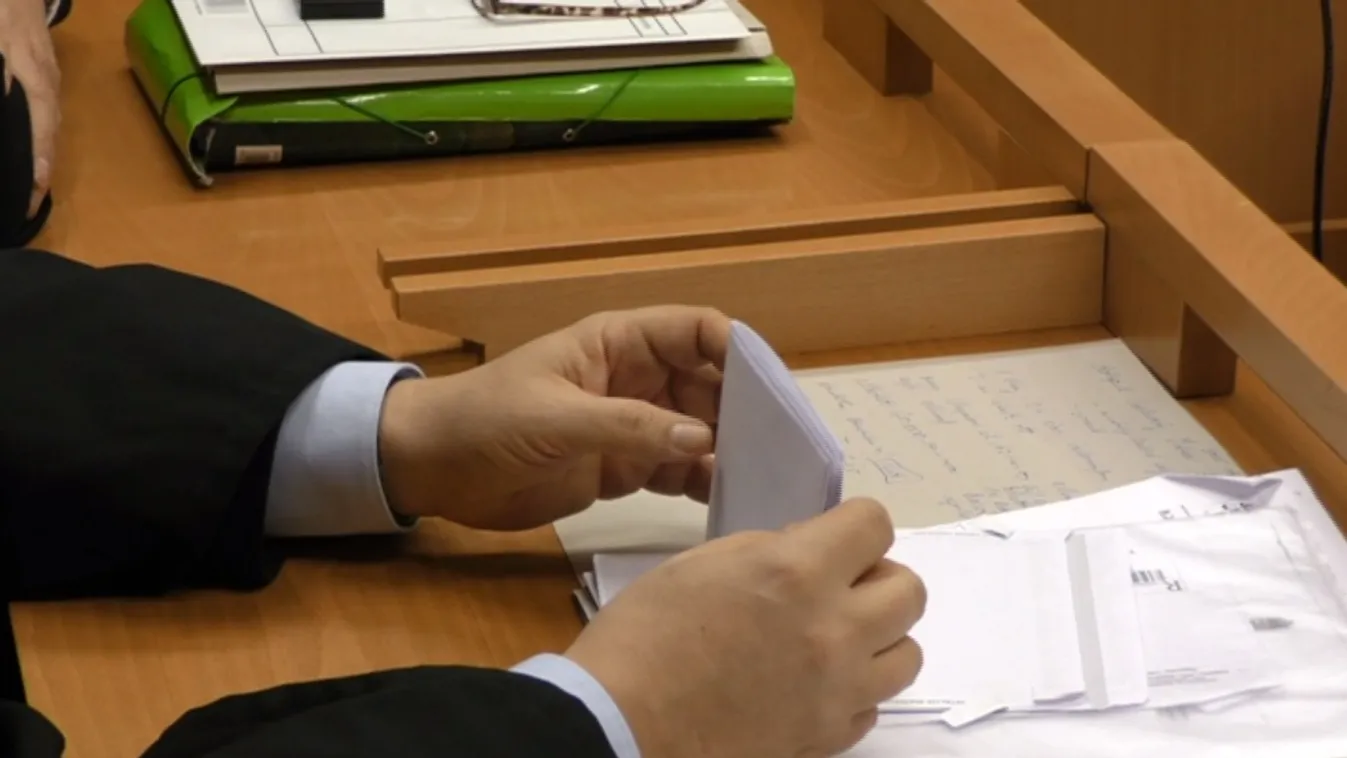 500 euróért segített magyar állampolgársághoz ukránokat