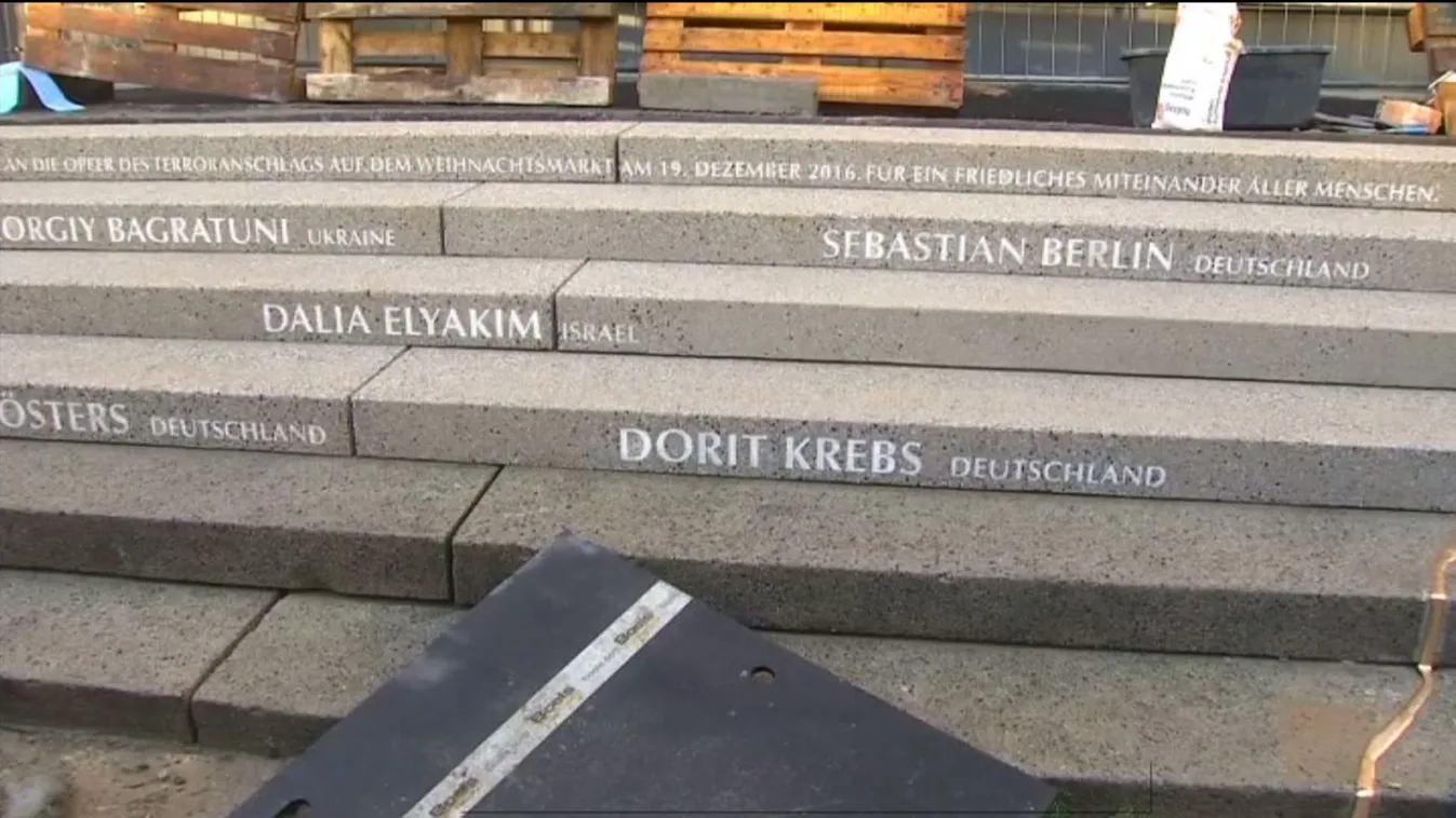 Emlékművet avatnak Berlinben a gázolásos merénylet áldozatainak emlékére