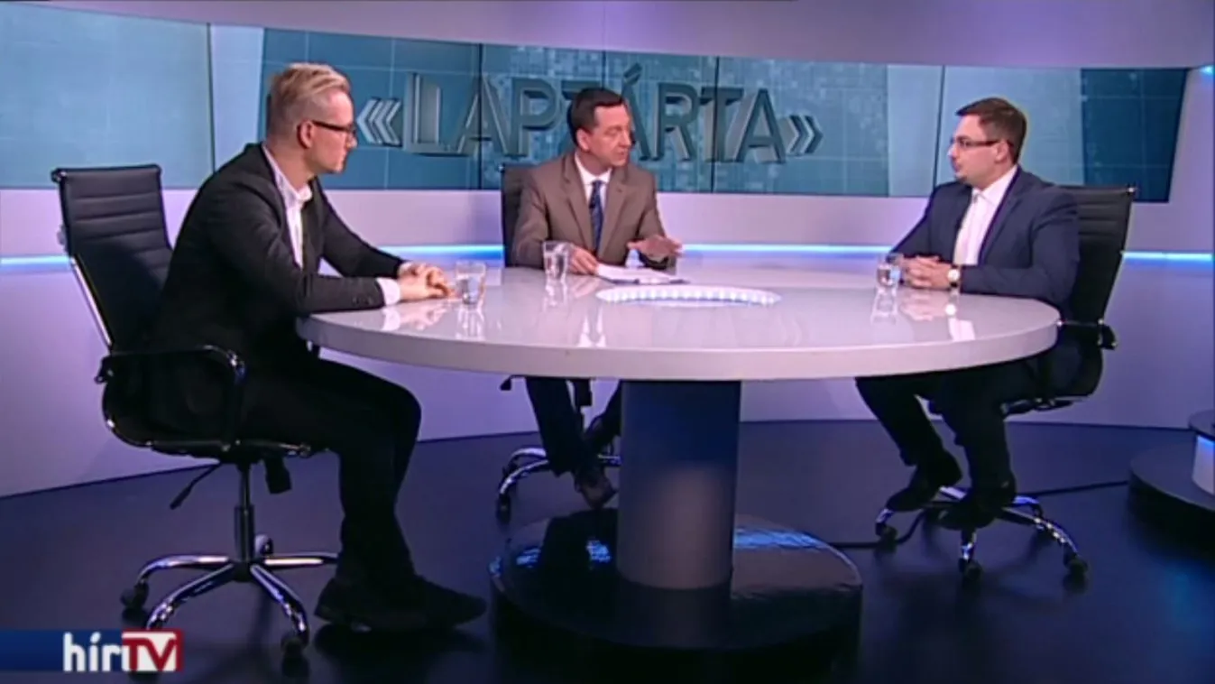 Karácsonyról karácsonyig