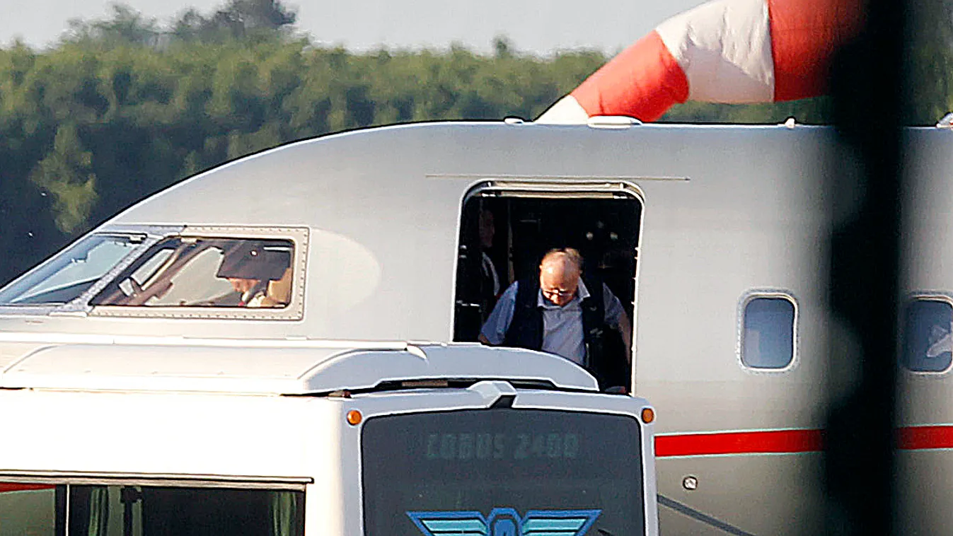 Plakátháború, kvótaper, paródiatüntetés – év végi összefoglaló