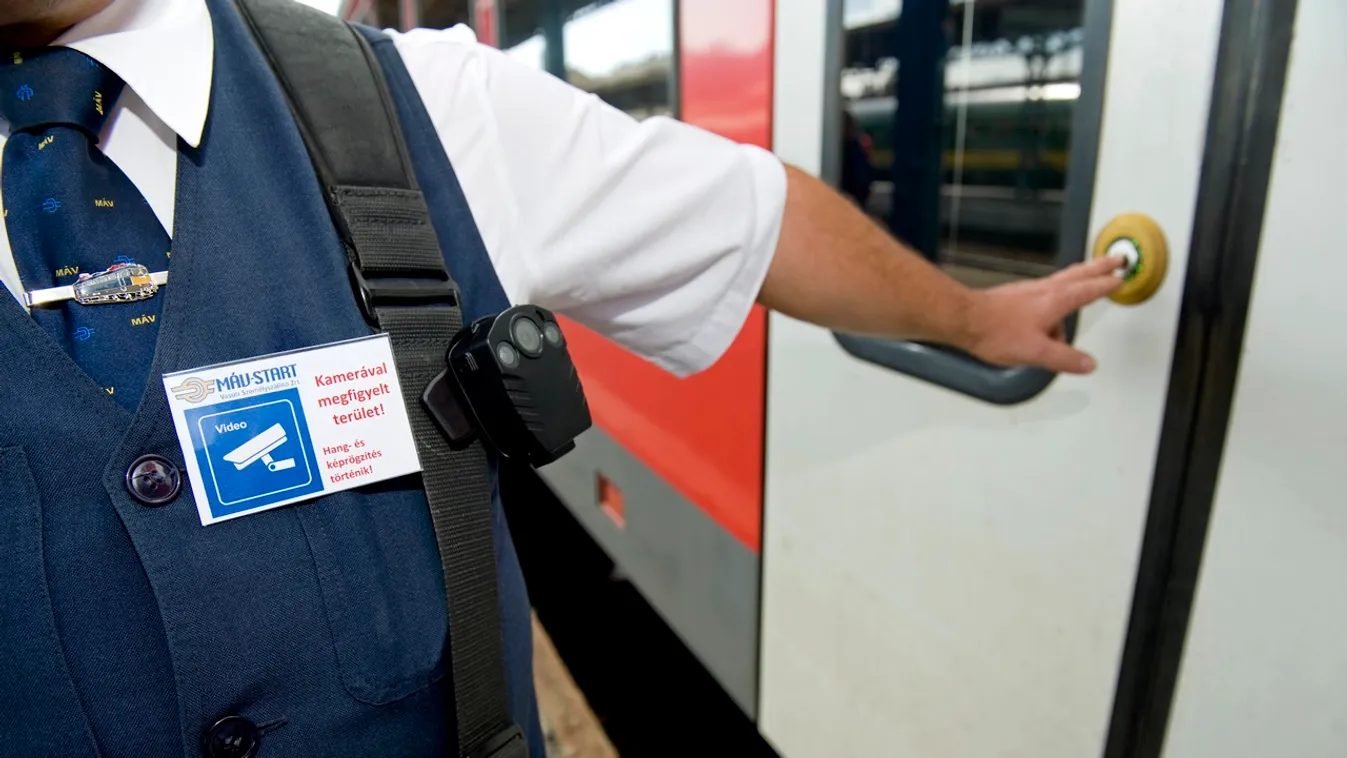 480 millióért reklámozza Kuna Tibor a MÁV-ot