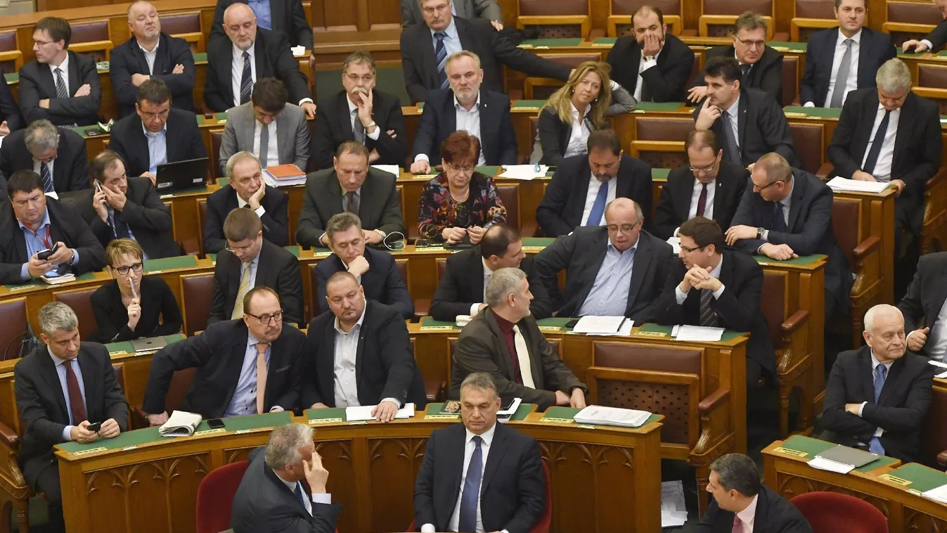 Volner: Kész átverésshow, amit a kormány csinál