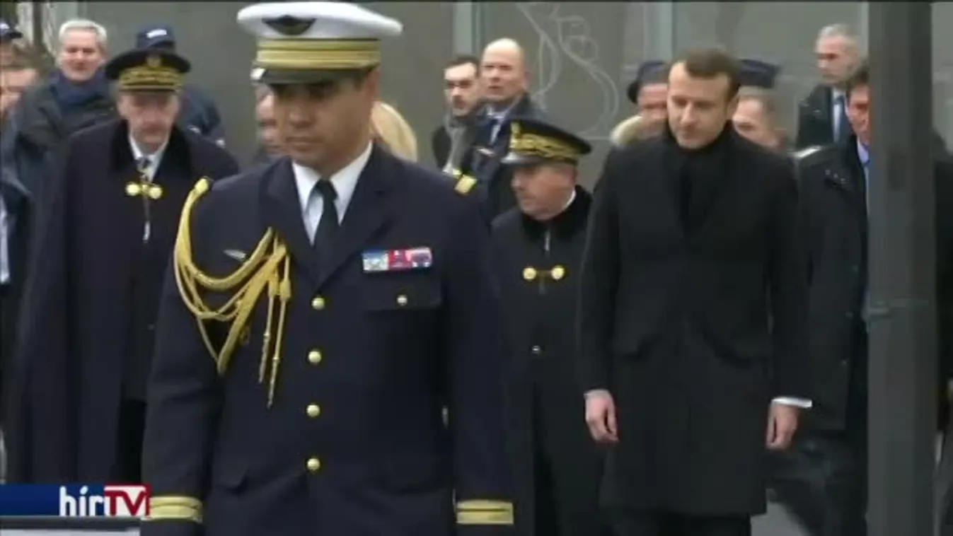 Macron is kiállt a Charlie Hebdo mellett