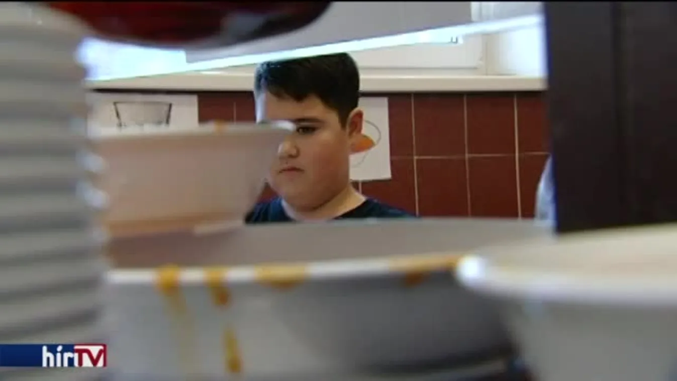 Óvodáktól és iskoláktól kér terrorellenes intézkedési tervet a kormány