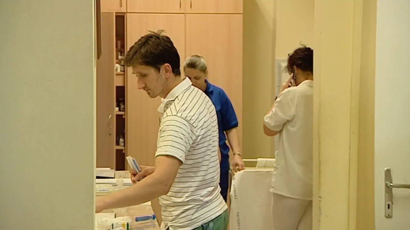 Levélben kérik Orbánt a bérek rendezésére