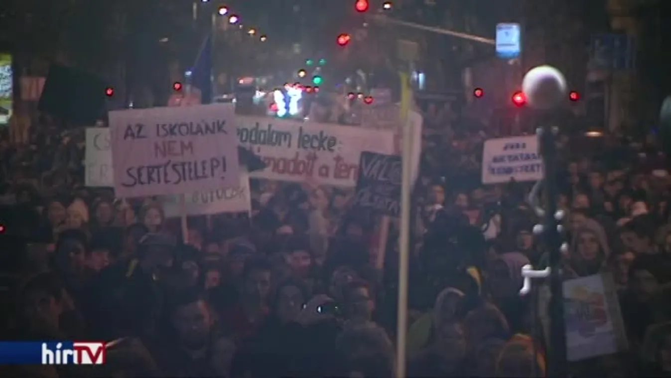 Csúszik a kormány által ígért új Nemzeti Alaptanterv