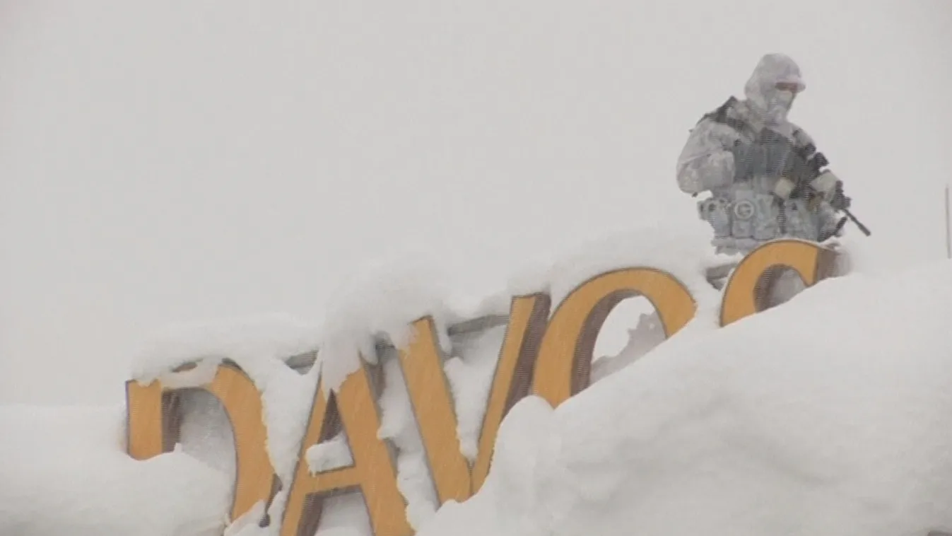 A gazdasági elit ismét 1600 méter magasból tekint le a világra