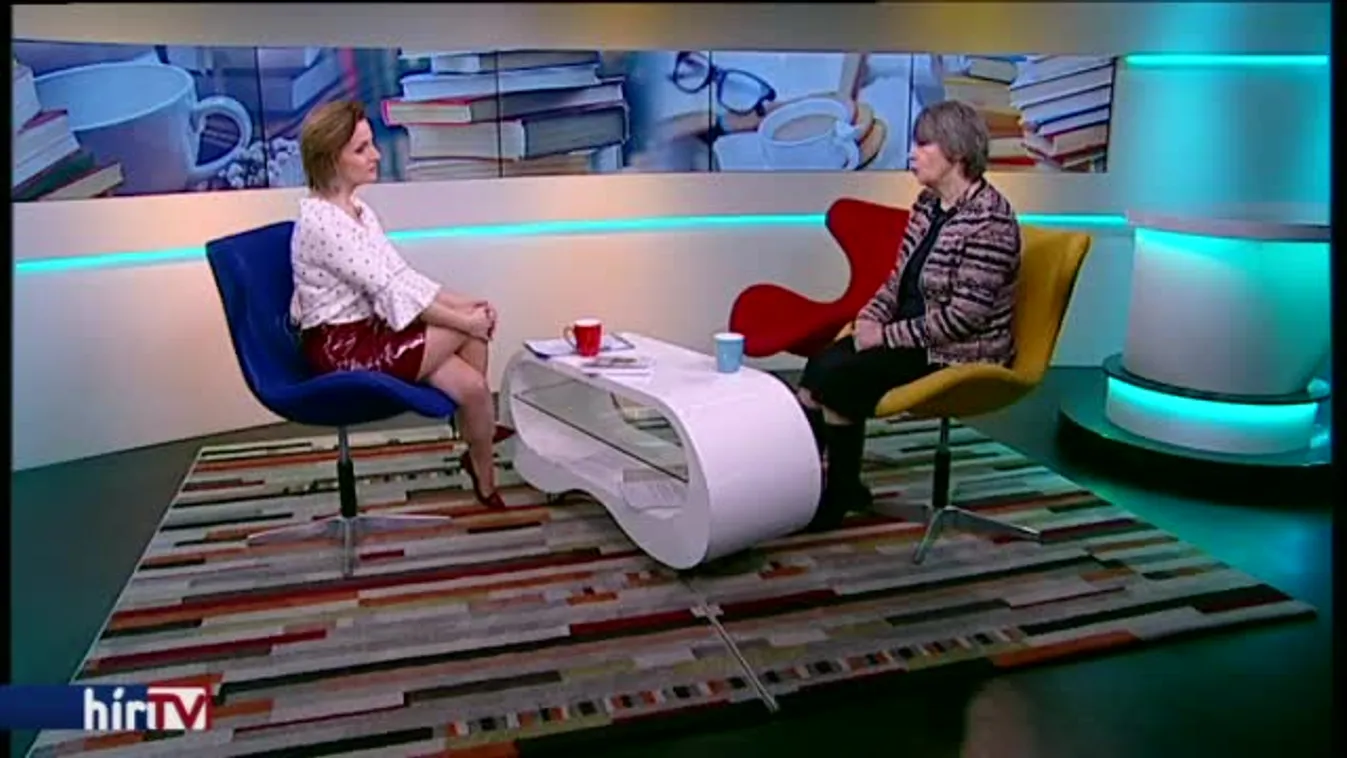 Reggeli járat – Népművészet