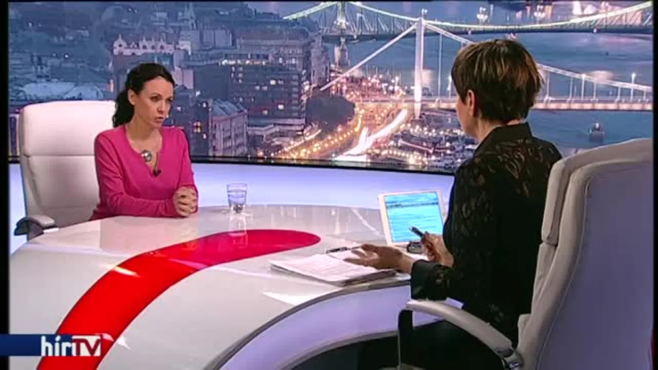 Egyenesen – Pusztul a rendszer