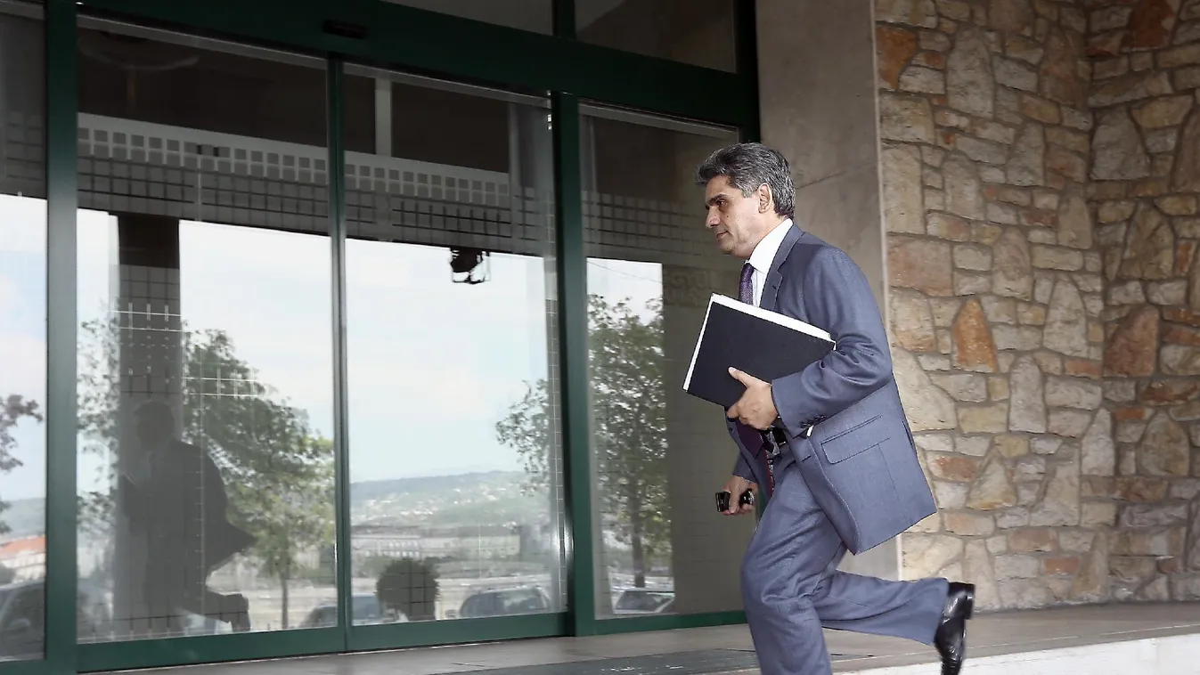 Soros György téma volt a Lungo Drom titkos ülésén is