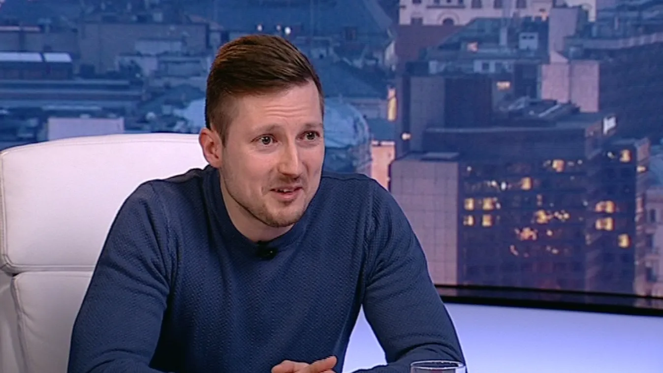 Gödörben a Momentum