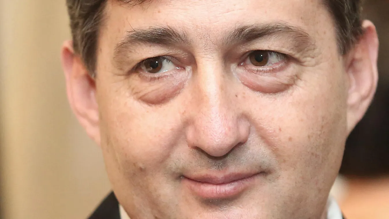 A kormánypártnak nincs dolga Mészáros repülőjével