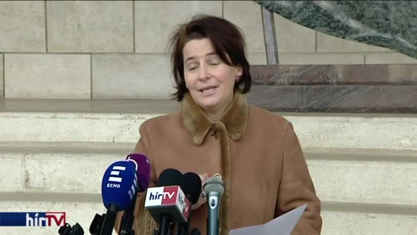 600 milliárd forinttal többet költene egészségügyre a Jobbik