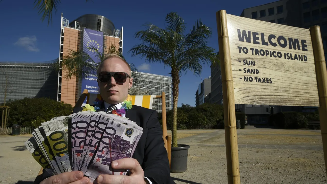 Ötből négy dollár vándorolt tavaly a leggazdagabbak zsebébe