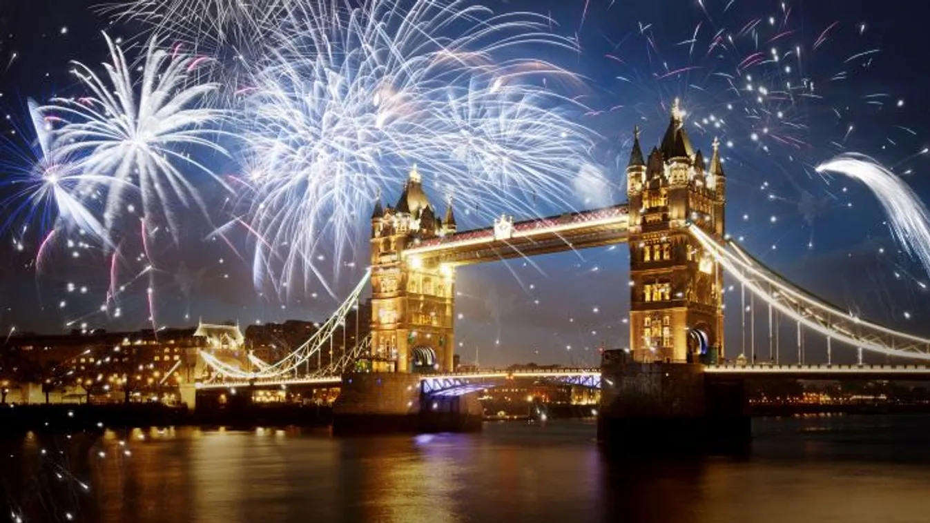 Nagyszabású tűzijátékkal köszöntötték a világ fővárosaiban az új évet