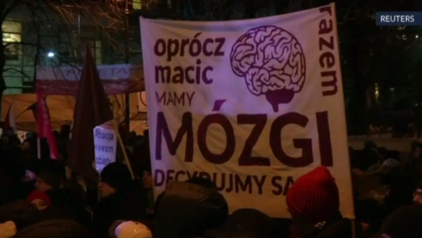 Több százan tüntettek Varsóban