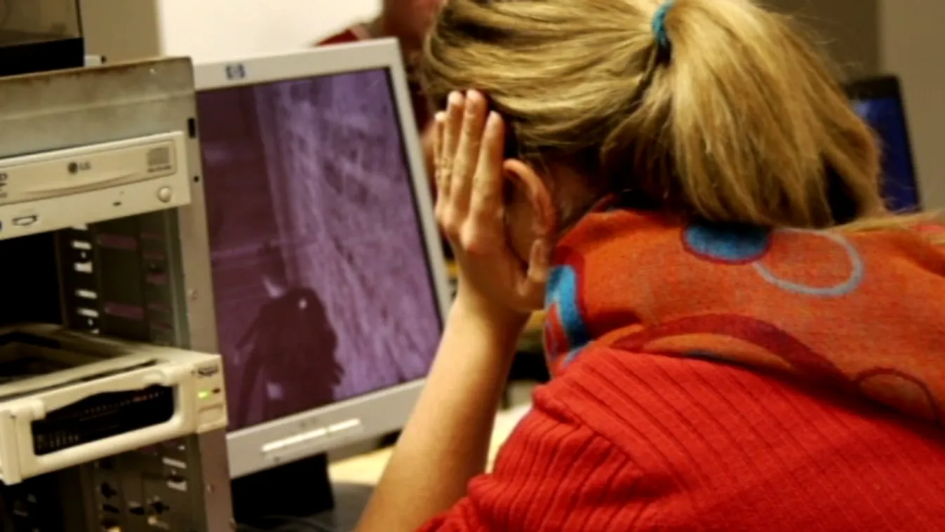 Szekondlájf – Vetítő