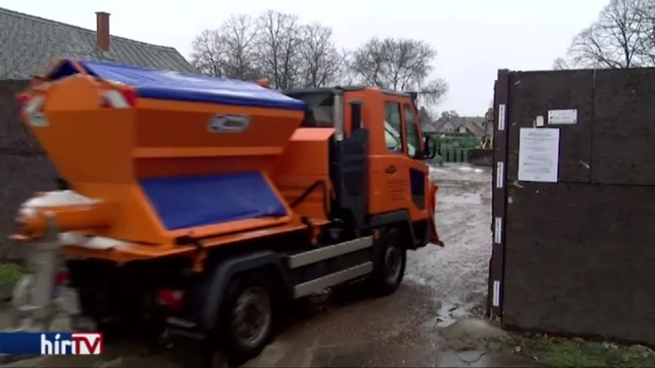 Aranyat fialt a szemét Hódmezővásárhelyen az LMP társelnöke szerint