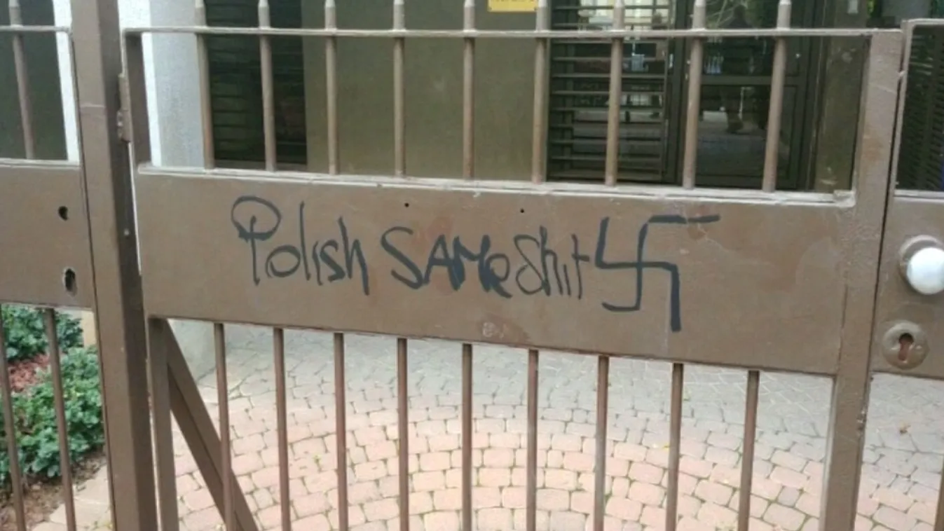 Horogkereszttel csúfították el a tel-avivi lengyel követséget