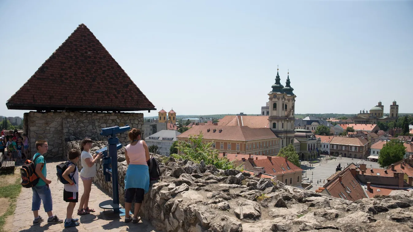 Szabálytalanság az egri vár felújításánál