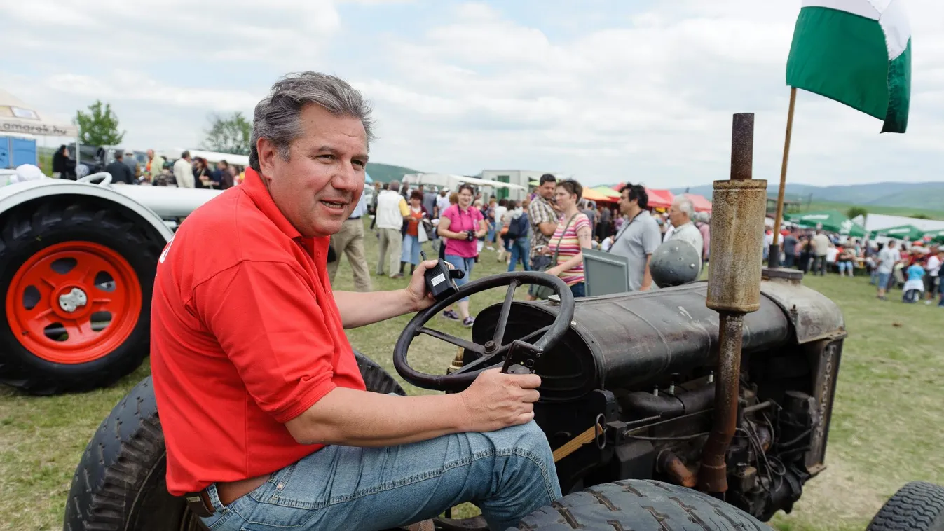 A Privátszférában Dömsödi Gábor