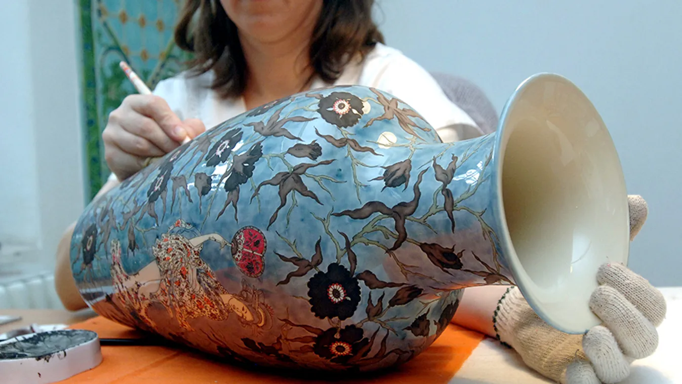 Vesztettek a dolgozók a Zsolnay-perben