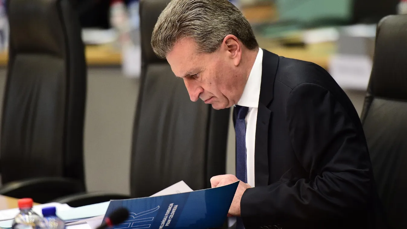 Csökkenthetik a Magyarországnak járó uniós pénzeket