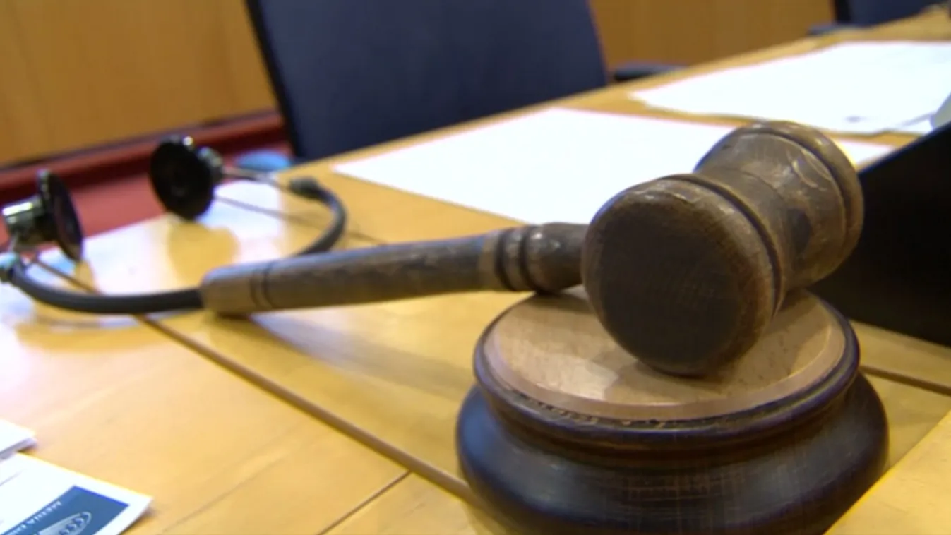 Sértő megjegyzése miatt repülhet az EP lengyel alelnöke