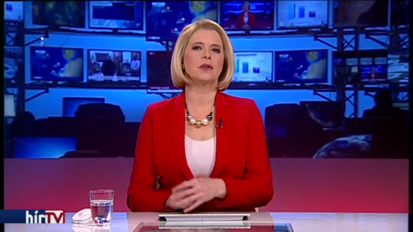 Feljelenti Lázár Jánost a DK