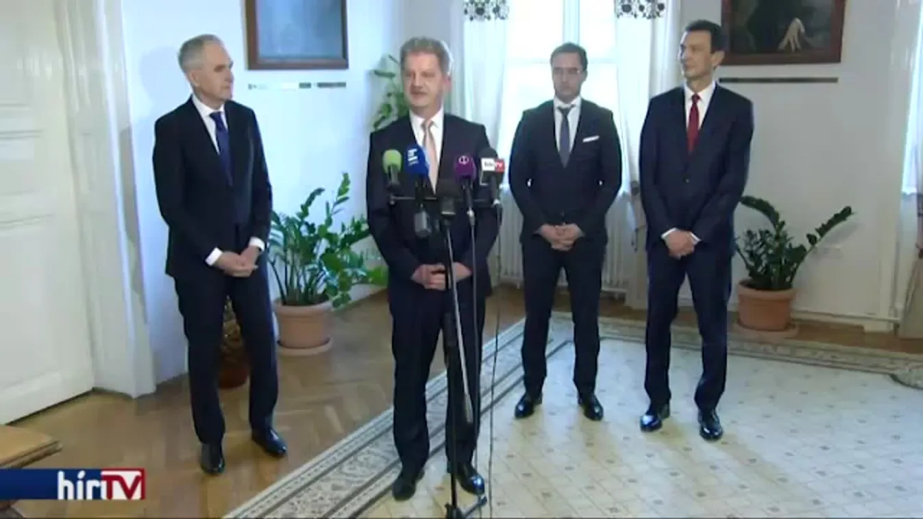 Szita tagadja a hűtlen kezelést