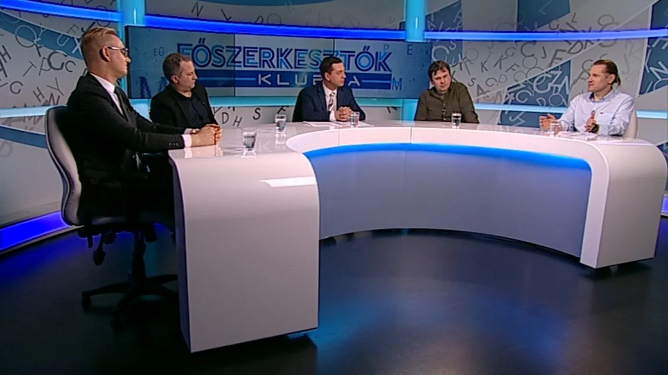 ​Civil a pályán!