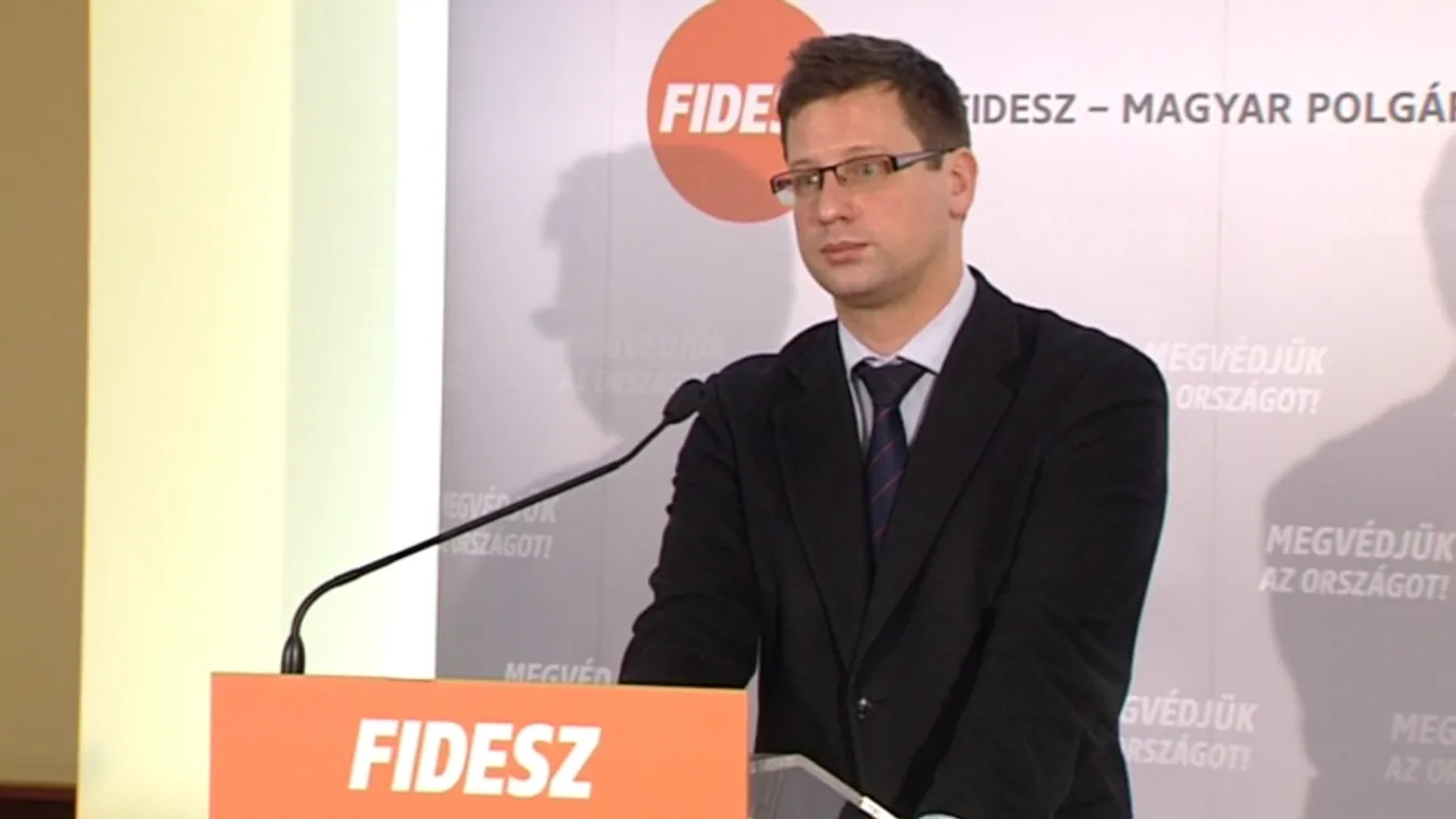 Gulyás: Nem szőtt cselt Lázár Tiborcz ellen