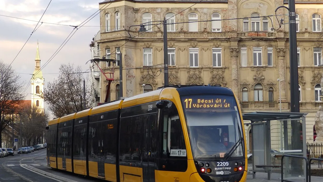 Fél napba telt, mire észrevették, hogy meghalt egy férfi a 17-es villamoson