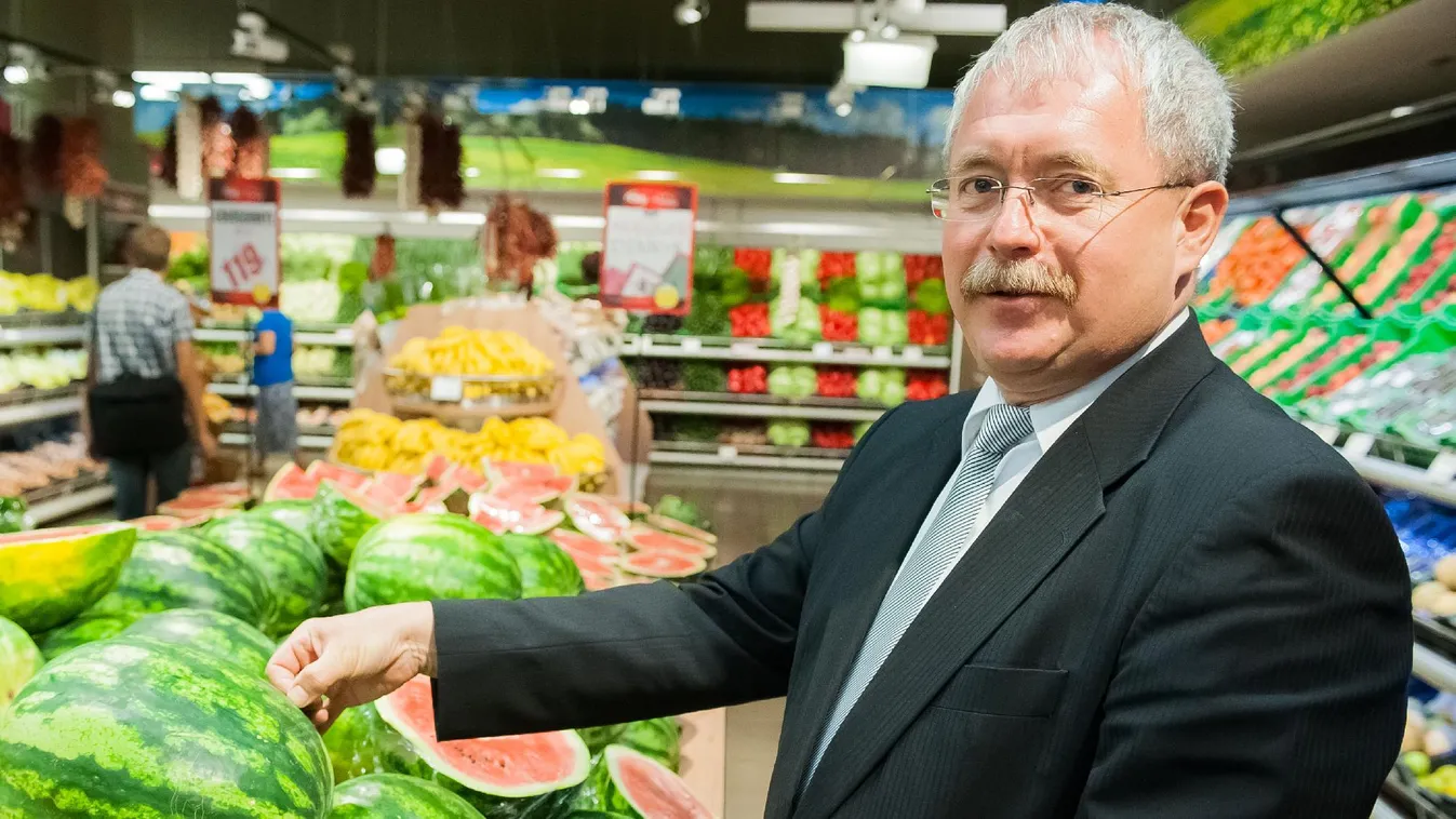 Rovarok és grillezett skorpió – Tantusz