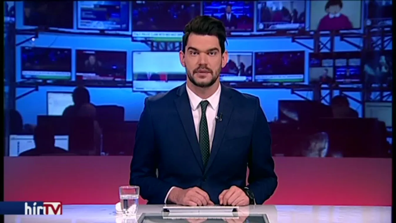 Lázár János hárít Elios-ügyben