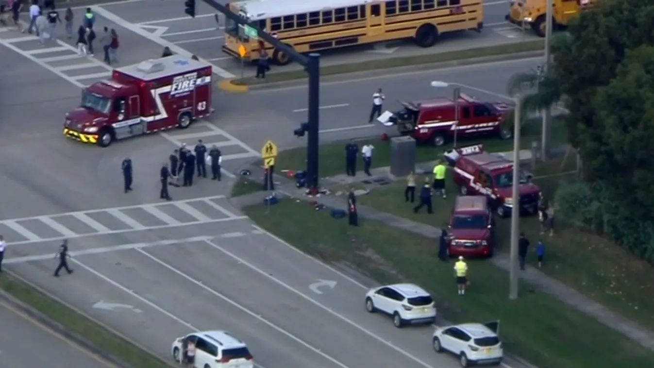 17 embert mészárolt le Floridában egy kicsapott diák a volt iskolájában