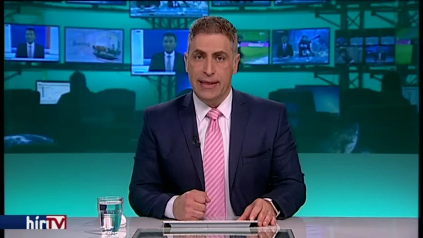 Fölényesen nyert Márki-Zay, ellenfele lemond