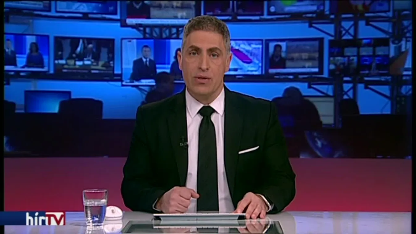 Macron megkapta a magáét