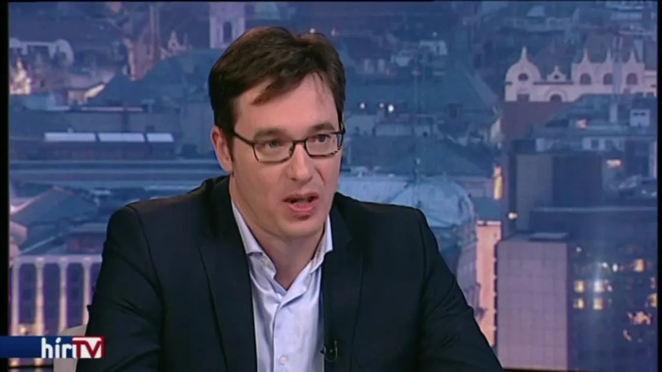 Egyenesen – Történelmi esély