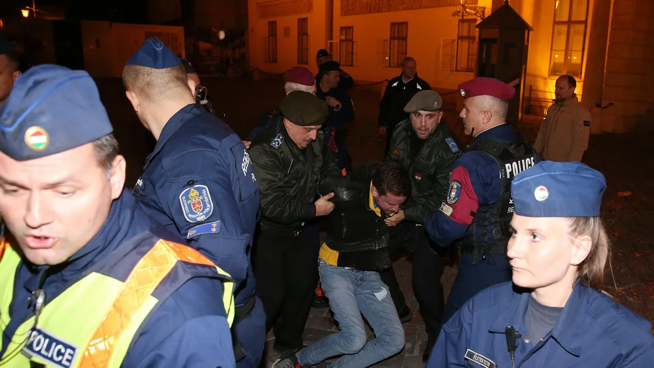 A választás előtt már nem lesz ítélet Gulyás Mártonék ügyében