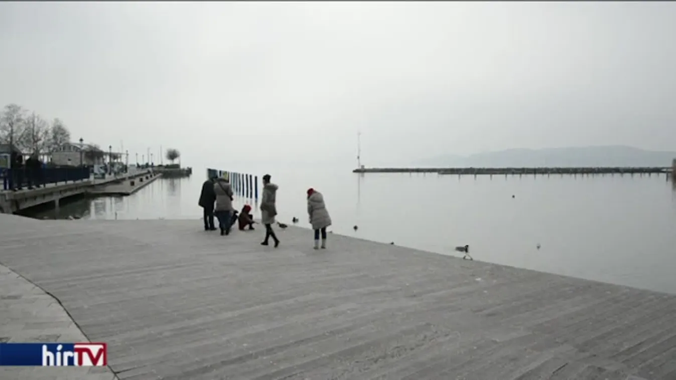 Jobbik: A Balaton mindenkié