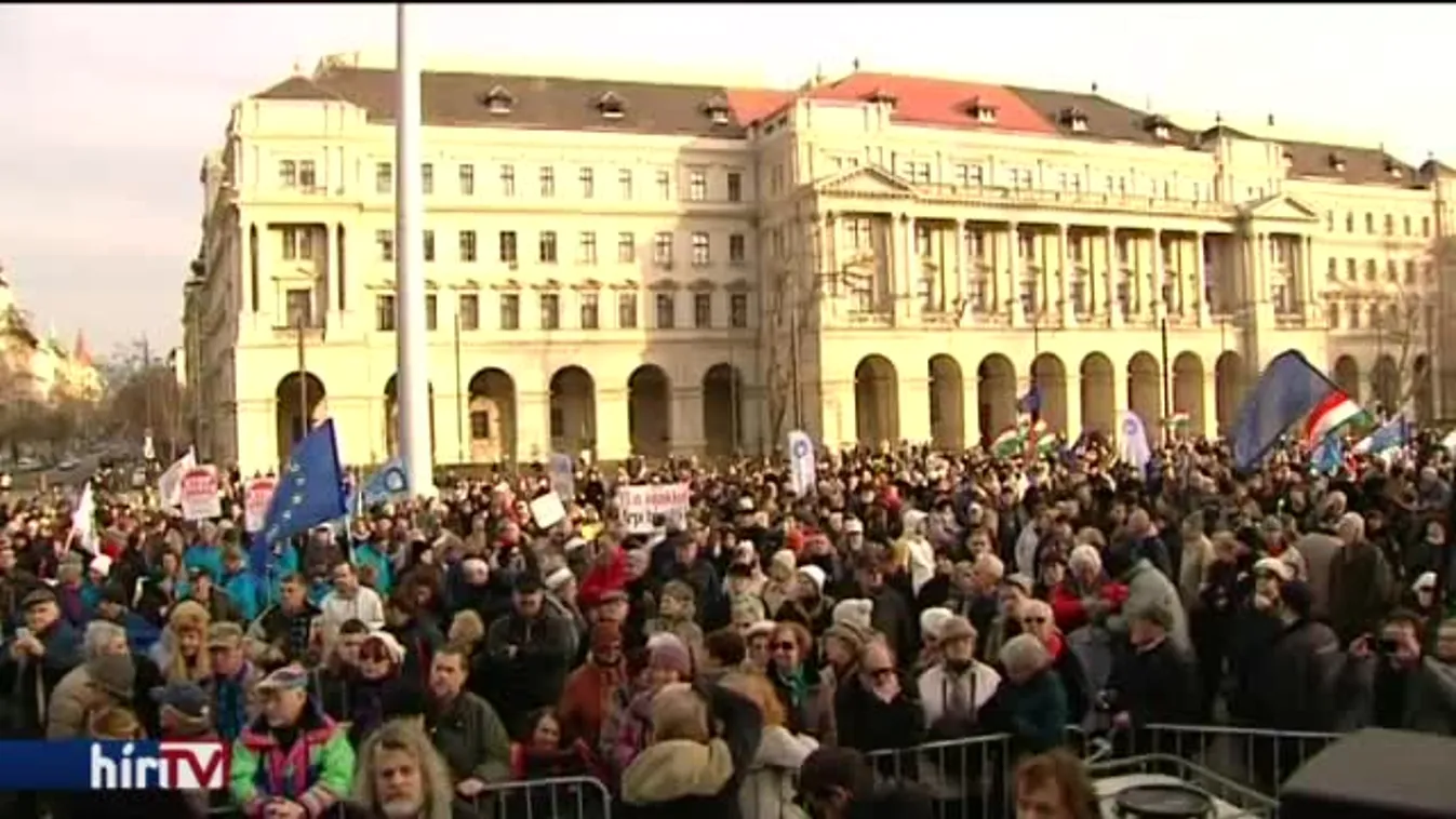A diákok várják Orbán Viktor személyes válaszát
