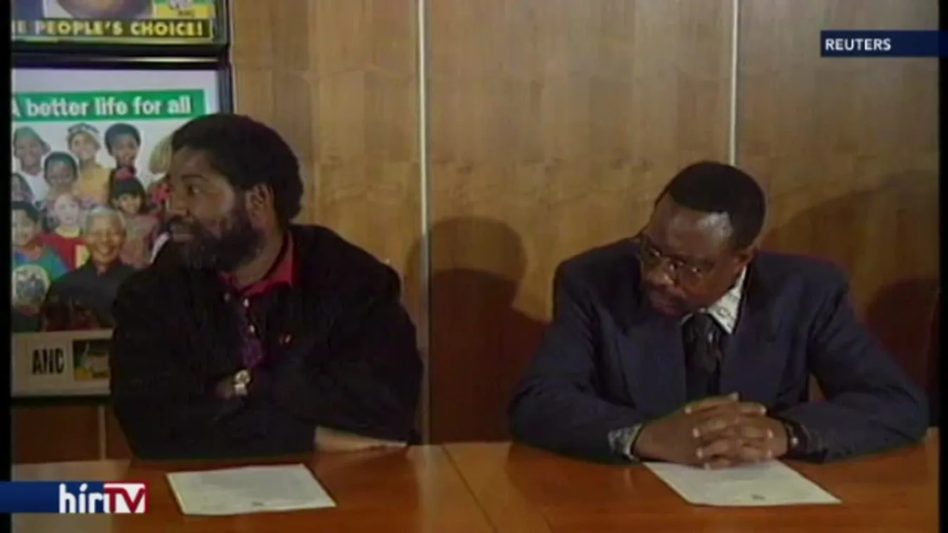 Hírvilág - Fegyverüzlet kenőpénzekkel