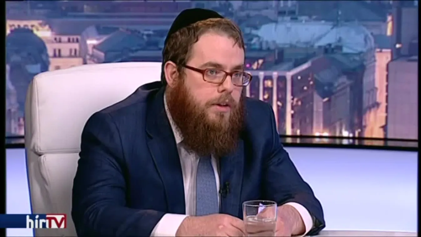 Hollik: Az én ötletem volt a közös szórólap Köves Slomóval