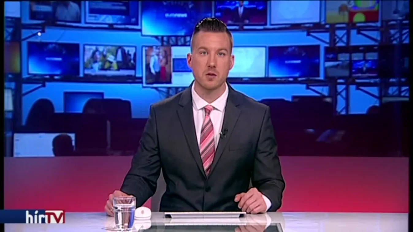 Dömötör: Addig maradnak a bevándorlásellenes plakátok, amíg indokolt