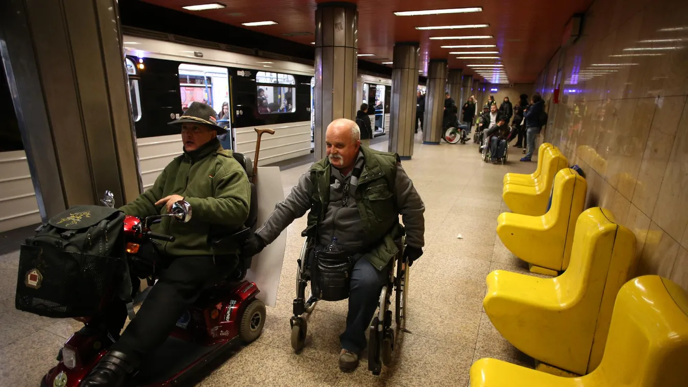 A 3-as metró 20 állomásából 18 akadálymentes lehet